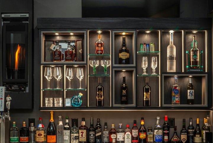 From Classic to Craft: Top 10 Drinks to Stock Your Home Bar